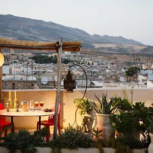 riad-idrissy.hotelfesmorocco.com/